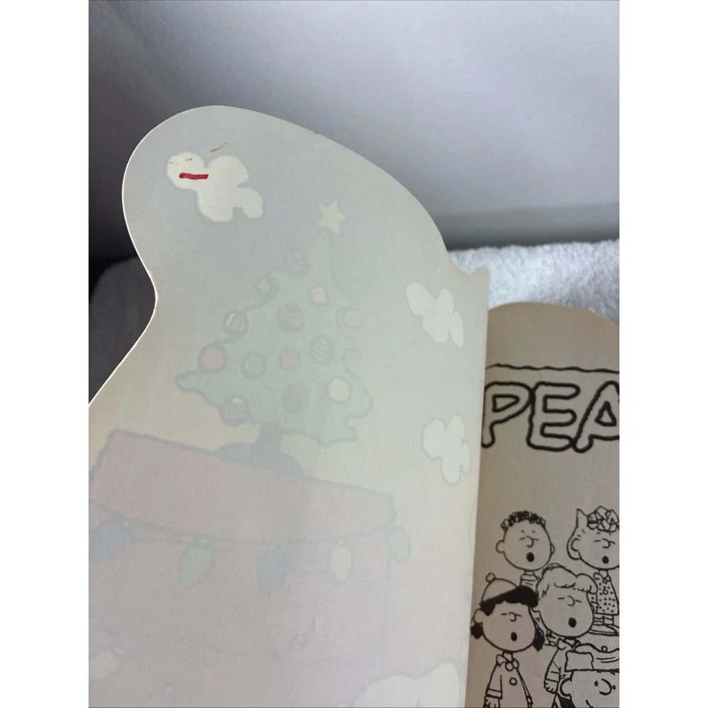 Peanuts Snoopy Christmas Holiday Fun Coloring & Activity Book.   2003